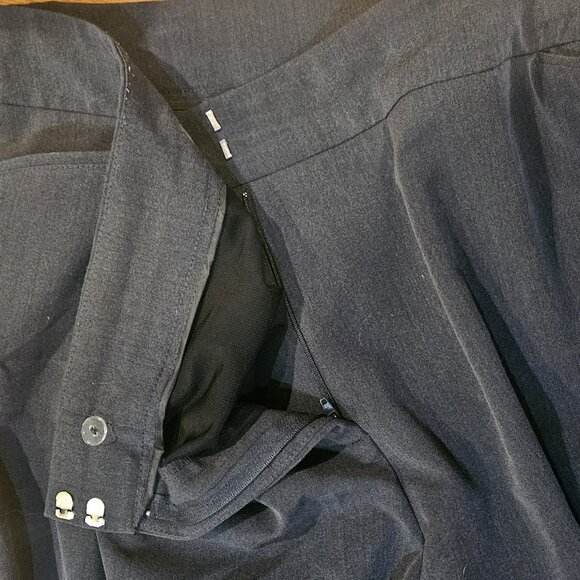 28W average Avenue Gray Dress Pants - Picture 4 of 5